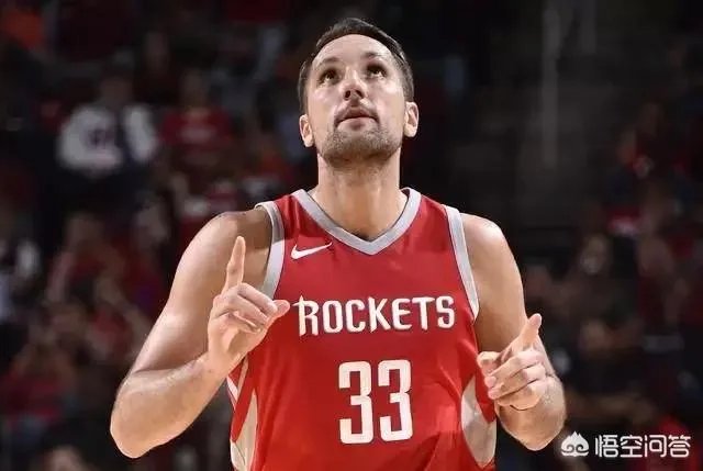 尼克斯想要交易考特尼李,火箭队能不能用安德森和选秀权交易得到他,有何依据?