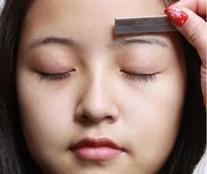 怎样变身昕薇圣诞妆容