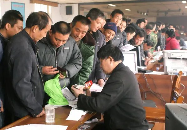 多地政策鼓励农民进城购房,农村进城后的发展前景如何?