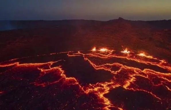 世界上最大的火山排名，十大火山爆发足以毁灭地球万物