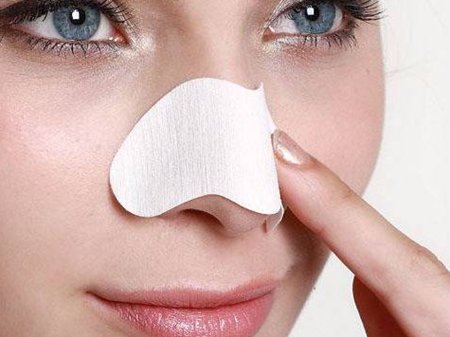 蛋清怎么去黑头