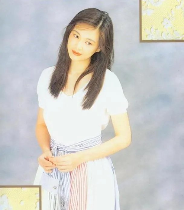 王馨平惊艳的照片 王馨平郑嘉颖苦恋数年为何分手