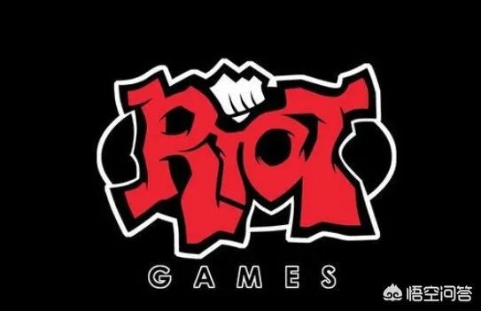 LOL主播微笑谈新版本，称8.11版本对ADC极度不公平，玩不好近战就只能熬着了，你怎么看待？