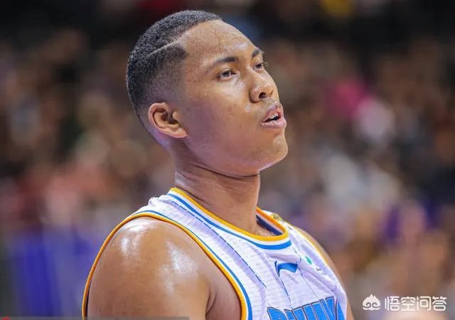 塔瑞克，加尼尤首场数据全挂0，并送出四个犯规。同时没投篮没防守，他是不是被夸大了？