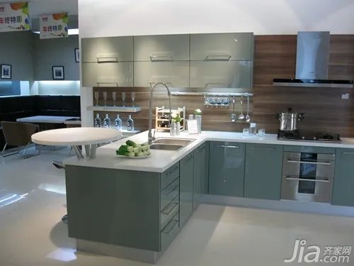 橱柜门板颜色如何搭配？橱柜门板颜色搭配技巧大全