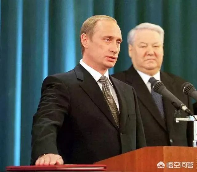 石凉档案俄罗斯库尔斯号潜艇事件