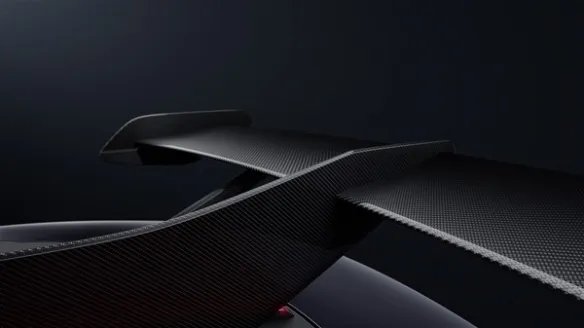 比亚迪纯电百万级超跑曝新官图 碳纤维尾翼更显高冷