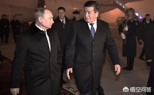 普京专机盲降，驾驶员的内心要多强大才行？