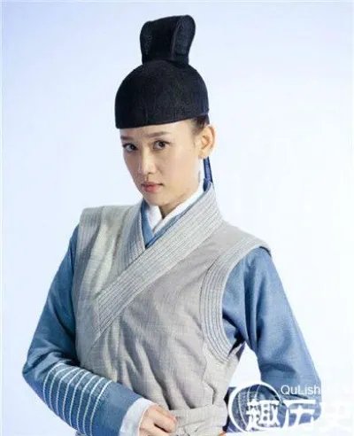 揭秘东方不败到底死了没 东方不败喜欢任盈盈吗