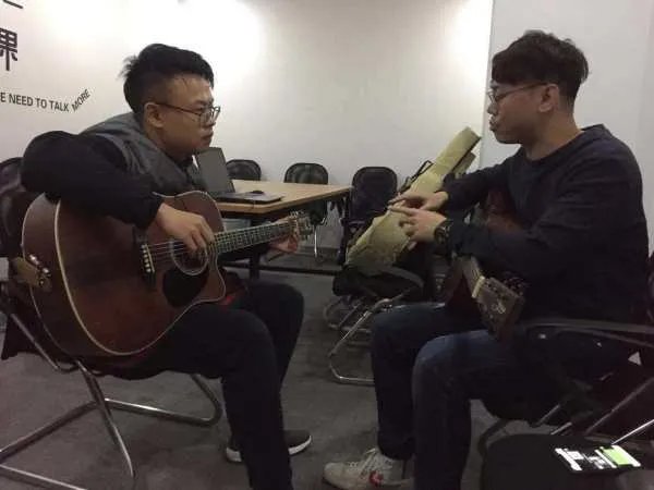 杭州哪里有比较厉害的吉他老师啊？