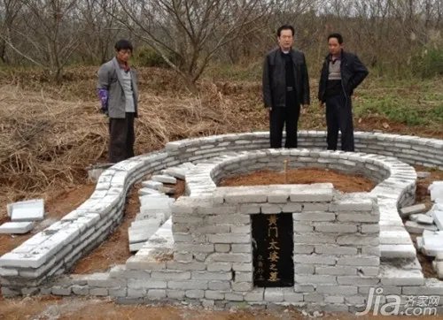 怎样选择坟地  如何看坟地风水