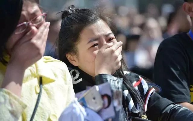 辽篮队长杨鸣正式宣布退役，如何评价杨鸣的职业生涯？