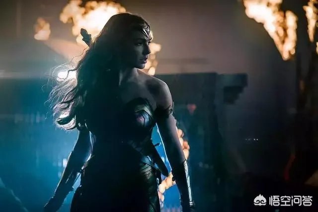 你是如何看待“暮光男”罗伯特帕丁森成为新任蝙蝠侠的？