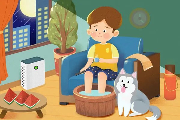 脚底板长水泡很痒是怎么回事