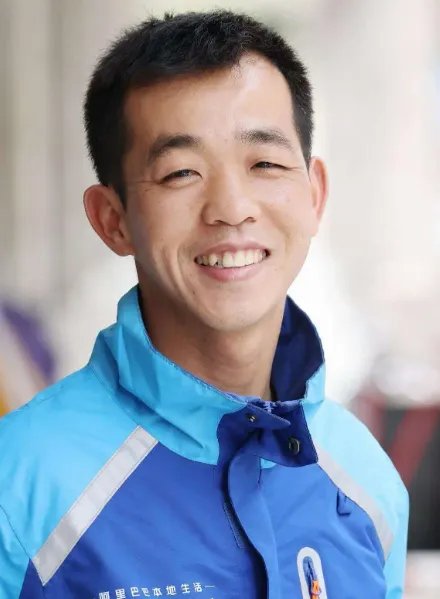外卖小哥三年多帮72个家庭团圆，是什么让他走上了公益寻人之路？