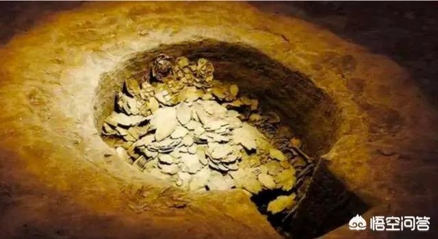 我国是谁最早发现了甲骨文？