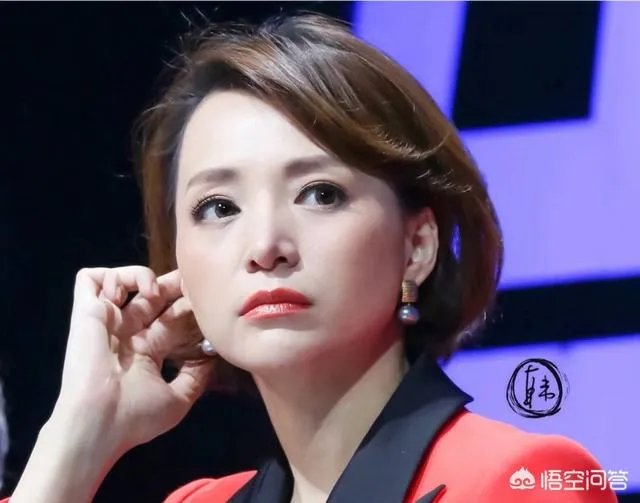 如何评价董卿的长相?