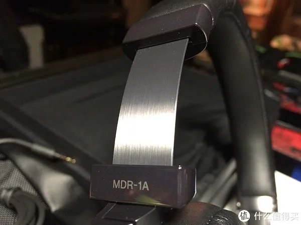 索尼头戴式耳机