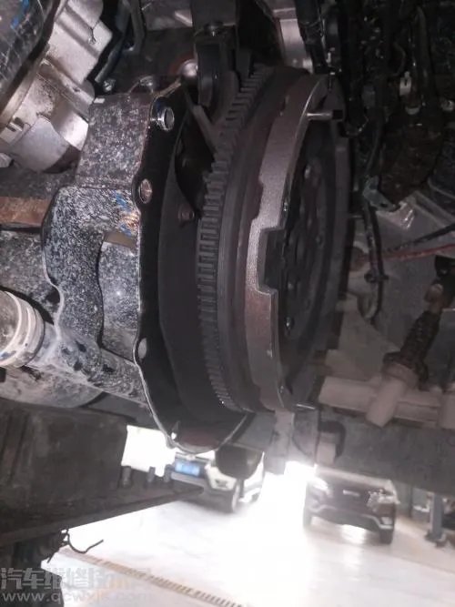 汽车离合器的工作原理