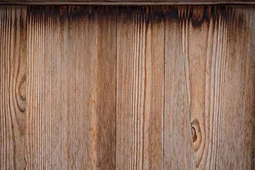 为什么老人说，说了不好的话要去摸木头？