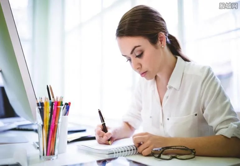 万宝龙钢笔价格 万宝龙钢笔怎么样