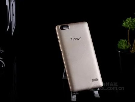 百元机荣耀畅玩4C 移动增强版售价880