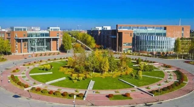 长春公交，轻轨，地铁最全乘车路线？