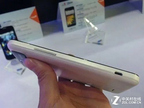 国产不仅是价格优势 四核低价手机推荐