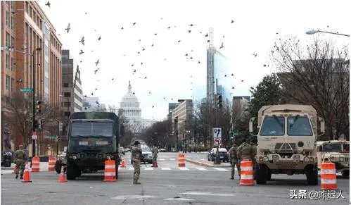 拜登上台后，特朗普进不进监狱，美国乱的一样吗？