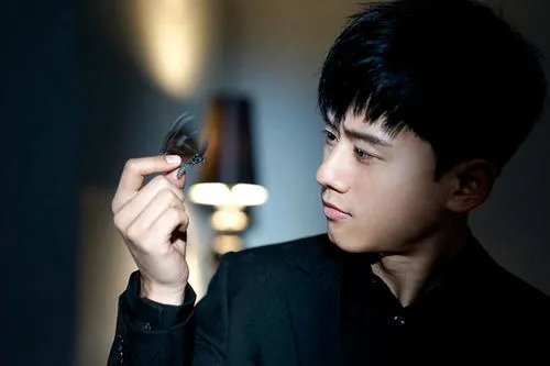 张杰忘词了上热搜，本人对此有何回应？