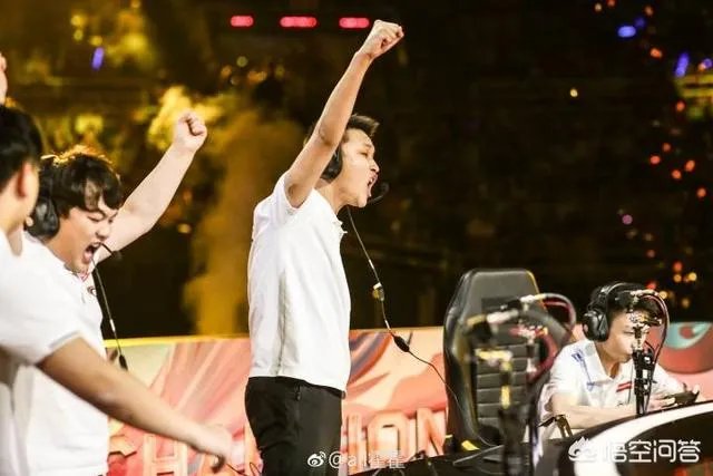 王者荣耀职业选手QGhappy猫神发微博回击外界的质疑“内定交易”,你怎么看?