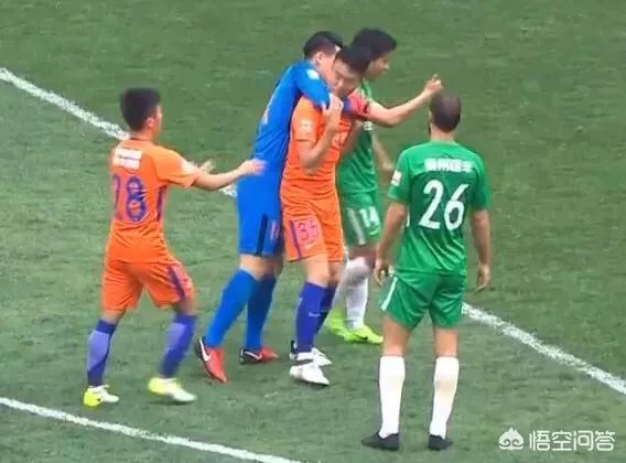 山东鲁能0:2输给贵州，戴琳在比赛中又暴怒质问裁判，大家怎么看戴琳的问题？