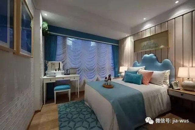 卧室梳妆台应该怎么放?这几点告诉你