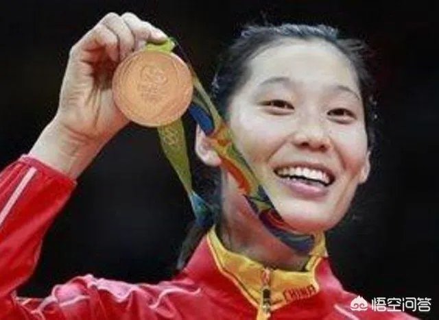 如果朱婷下赛季将回国落户天津参加排超联赛，与李莹盈双剑合璧，对此你期待吗？