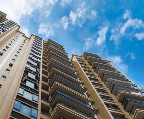 2022年9月，70城房价环比总体呈降势，房价下跌与什么有关？