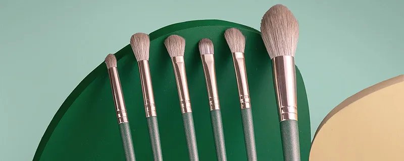 散粉和蜜粉的区别 散粉和蜜粉有什么区别