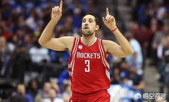 尼克斯想要交易考特尼李,火箭队能不能用安德森和选秀权交易得到他,有何依据?