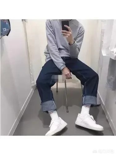 有哪些关于日系或者韩系穿搭的杂志值得推荐？