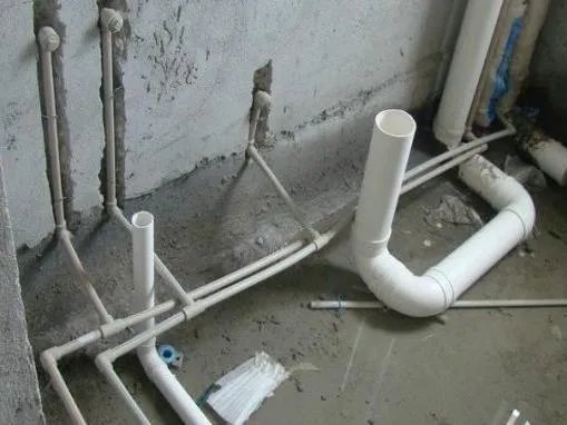 水管有水怎么接水管