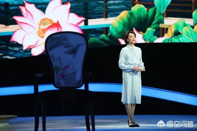 如何评价董卿的长相?