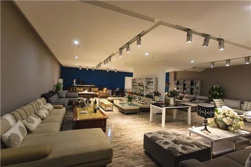 网上买家具和实体店质量一样吗