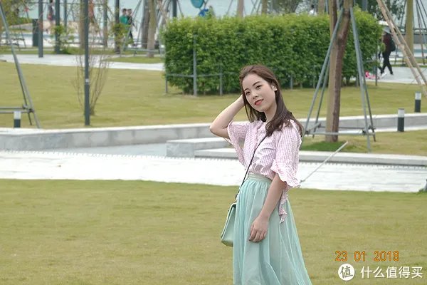 索尼黑卡6(RX100M6)深度入手评测:到底值不值?