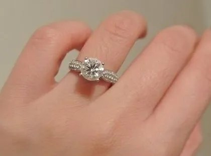 什么牌子的钻戒好