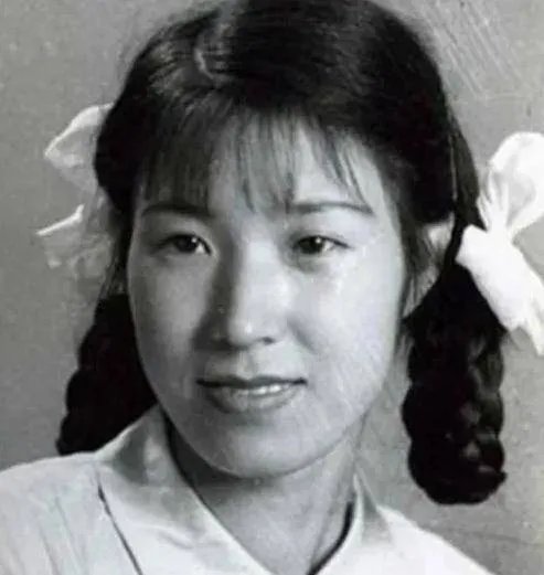 马玉琴年轻时的相片？