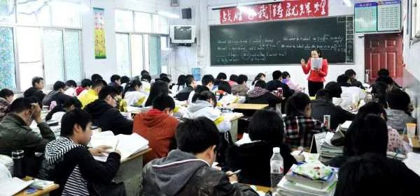 24岁抗洪牺牲消防员赵丹被评烈士，其家人有什么待遇？