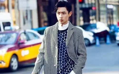 魏晨卡点晒婚纱照，他的女友也是圈内人吗？