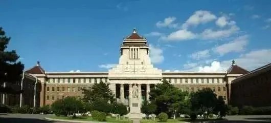 长春公交，轻轨，地铁最全乘车路线？