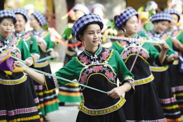 布依族的风俗习惯