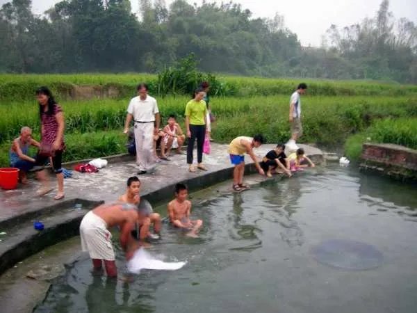 八甲人的民族概况