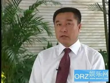 包崇明的人物履历